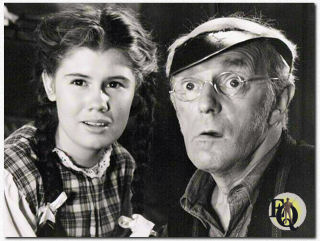 Sam Wood's "Rangers of Fortune" (1940) met Betty Brewer en Arthur Allen.