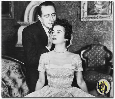 Donald Cook kwam terug in contact met Joan Bennett, toen hij Claude Dauphin verving in de komedie "Janus" (1956).&nbsp;