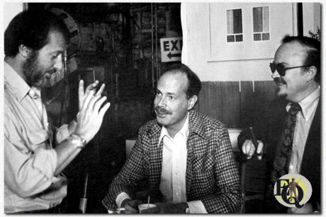 James Goldstone, Richard Levinson en William Link. Goldstone regisseerde "Rollercoaster" (Universal, 17 jun 1977) waarvoor ons duo het verhaal/het script verzorgde.