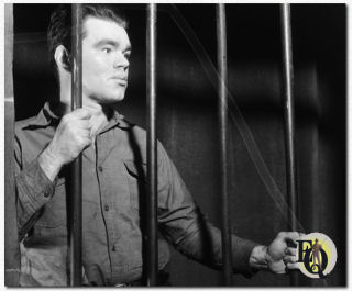 George Mathews als Dynamite Jim.