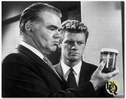 Dr. Kildare's “The Search” (NBC, 1 feb 1962) werd beschouwd als een van de beste afleveringen van deze TV-serie. George met Jeremy Slate (R).