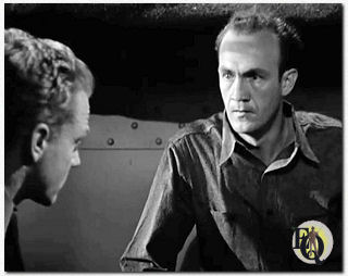 Zijn meest memorabele personage is die van Cagney's celgenoot in "The Roaring Twenties" (1939), die op een bepaald moment zegt dat hij liever doodgaat dan in de gevangenis blijft. Dit geeft het personage van Cagney (die deze celgenoot later noemt) de motivatie om geld te verdienen ... op welke manier dan ook.