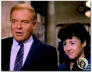 In Fame is Ken "Quentin Morloch" de vice-president van de School of the Arts: een eerlijke, bescheiden man met een uitstraling van verborgen kracht. Hij is krachtig gebouwd – het erfgoed van een vroege honkbalcarrière en zeker geen man om mee te spotten. Een eerlijke man, die de waarheid respecteert en leugens veracht. Hij is zelfs beschreven als een beer - 90% grizzly en 10% teddy! Maar zeker een beer wiens hart op de juiste plaats zit, vooral als het gaat om zijn school en de leerlingen.