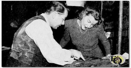 Geoffrey Bryant en Gertrude Warner van City Desk bezoeken een echte krant.