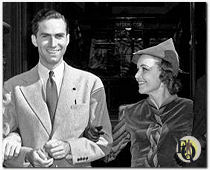 Detail uit een publiciteitsfoto uit 1939 voor "Ellery Queen", producent George J. Zachary en actrice Marion Shockley.